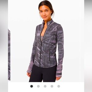 Rare Lululemon Ebb to Street Define Jacket, Excellent Condition, Size 4